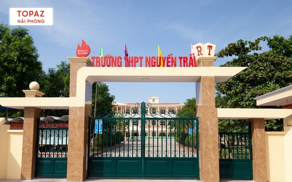 Trường THPT Nguyễn Trãi không ngừng cải thiện và nâng cấp cơ sở vật chất, nhằm tạo môi trường học tập hiệu quả và đầy đủ cho học sinh