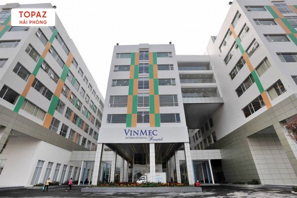 Vinmec là một hệ thống y tế phi lợi nhuận do Tập đoàn Vingroup - một trong những tập đoàn kinh tế tư nhân hàng đầu tại Việt Nam - đầu tư và phát triển.