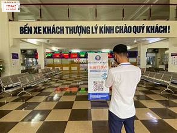 Thông tin liên hệ và hướng dẫn di chuyển